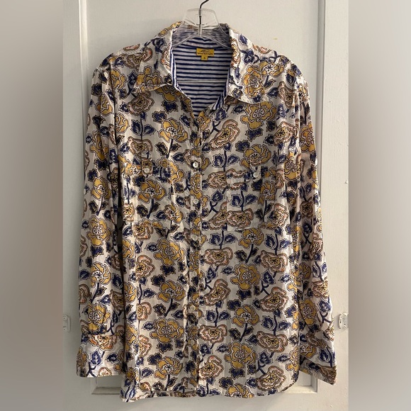 Roberta RollerRabbit Button Down Shirt Size S - Picture 1 of 5